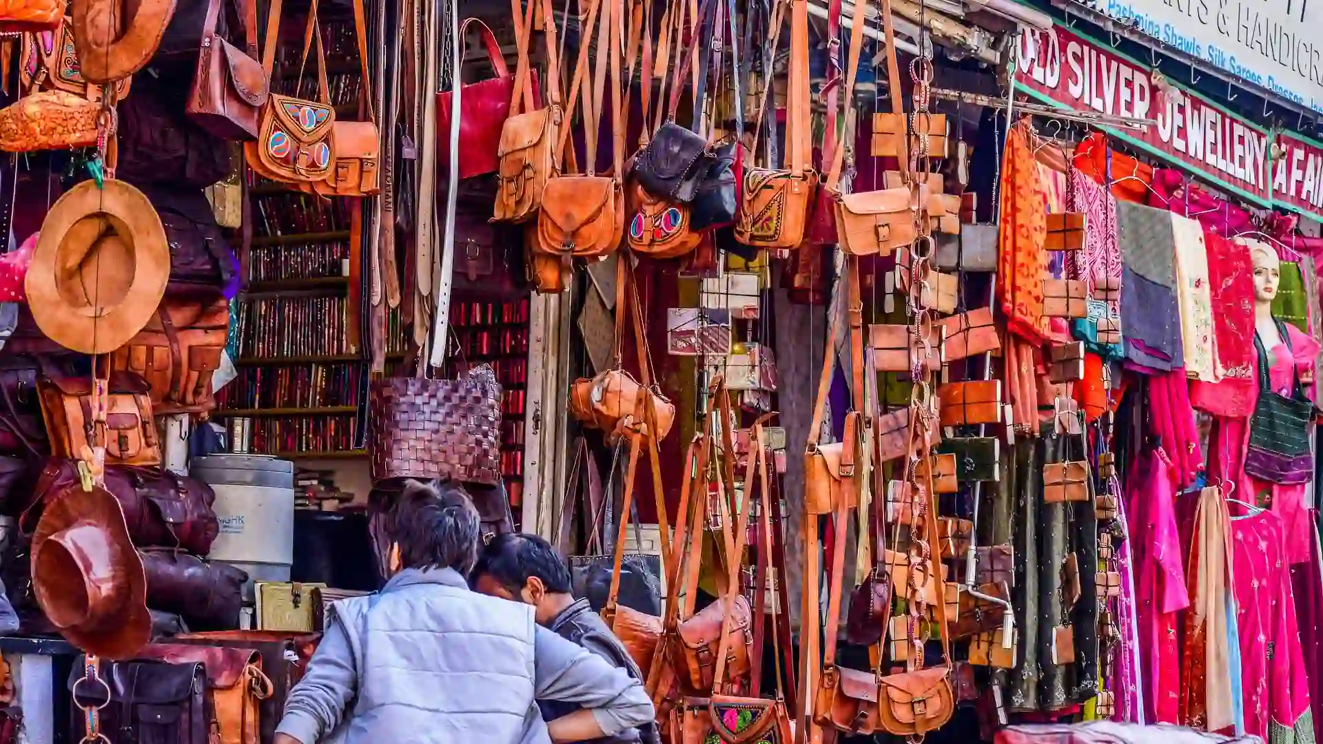 What to Buy in Udaipur?
